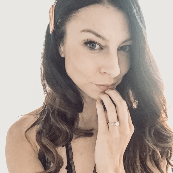 Meet your Posher, Heather - Picture 6 of 8